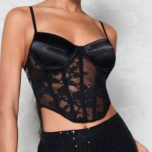 SHEIN Black Lace Bralette with Floral Patterns